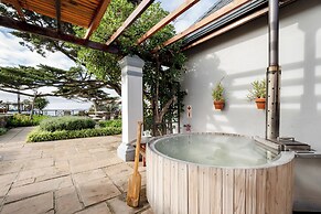 Harbour House Hotel