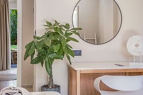 Notos Heights Hotel & Suites