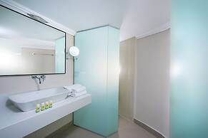 Notos Heights Hotel & Suites