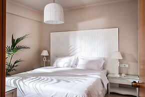 Notos Heights Hotel & Suites