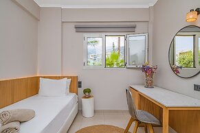 Notos Heights Hotel & Suites