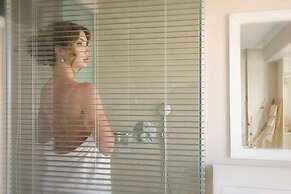 Notos Heights Hotel & Suites