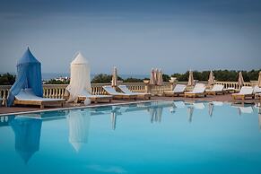 Notos Heights Hotel & Suites