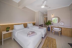 Notos Heights Hotel & Suites