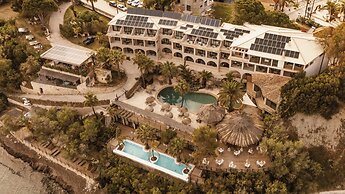 Gloria Maris Hotel Suites & Villas
