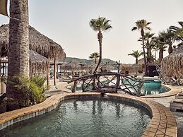 Gloria Maris Hotel Suites & Villas