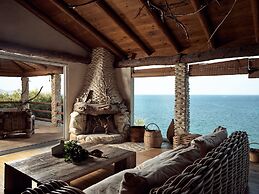 Gloria Maris Hotel Suites & Villas