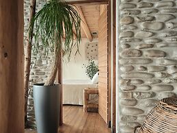 Gloria Maris Hotel Suites & Villas