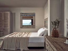 Gloria Maris Hotel Suites & Villas