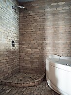 Gloria Maris Hotel Suites & Villas