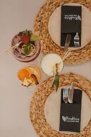 Gloria Maris Hotel Suites & Villas