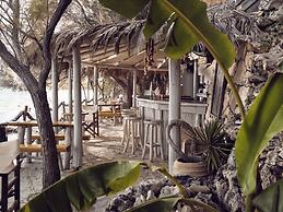 Gloria Maris Hotel Suites & Villas