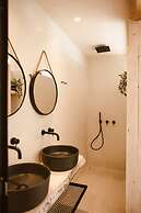 Gloria Maris Hotel Suites & Villas