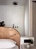 Gloria Maris Hotel Suites & Villas