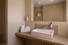 The Ziba Hotel & Spa