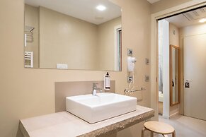 The Ziba Hotel & Spa