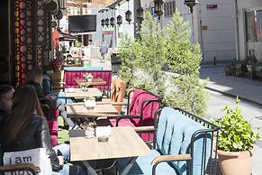 Senabil Hotel Old City