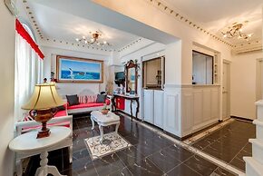 Ellinon Thea Boutique Hotel