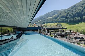LUNARIS Wellnessresort