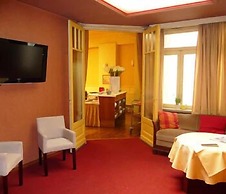 Hotel Louisa
