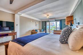 Tropical Suites Hotel