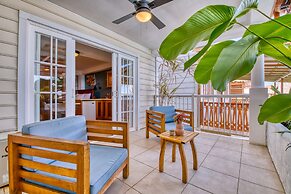 Tropical Suites Hotel