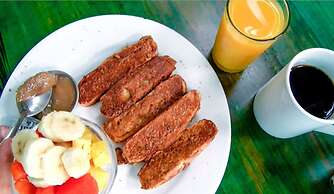 Tropical Suites Hotel