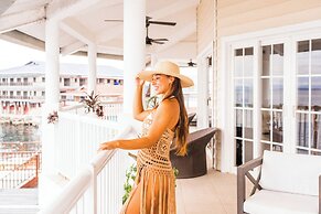 Tropical Suites Hotel