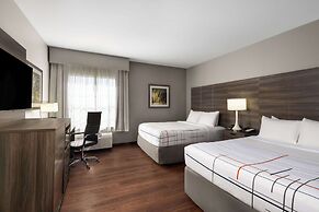 La Quinta Inn & Suites by Wyndham Denton - University Drive