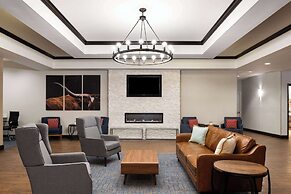 La Quinta Inn & Suites by Wyndham Denton - University Drive