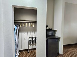 Days Inn by Wyndham Kemah