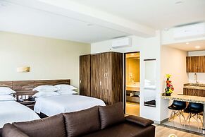 Hotel Crown Victoria