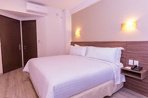 Hotel Crown Victoria