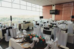 Hotel Crown Victoria