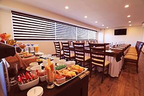 Hotel Crown Victoria