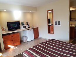 Black Hawk Motel and Suites