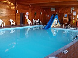 Black Hawk Motel and Suites