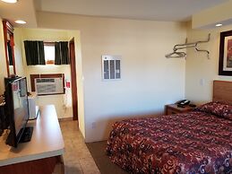 Black Hawk Motel and Suites