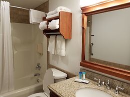 Black Hawk Motel and Suites