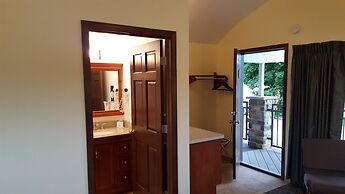 Black Hawk Motel and Suites