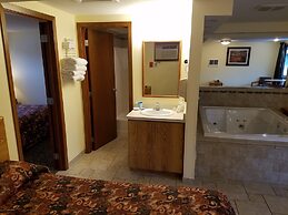 Black Hawk Motel and Suites