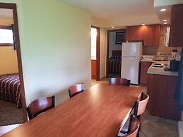 Black Hawk Motel and Suites