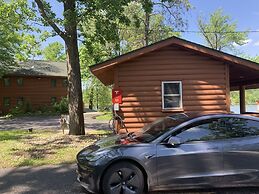 Cedar Lodge and Settlement