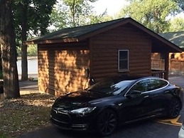 Cedar Lodge and Settlement