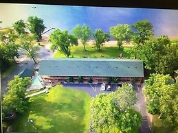 Cedar Lodge and Settlement