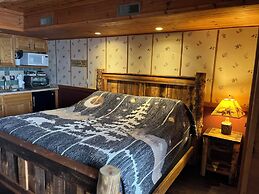 Cedar Lodge and Settlement