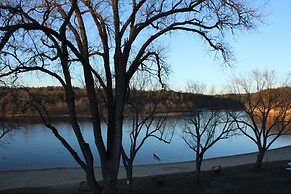 Cedar Lodge and Settlement