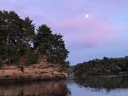 Cedar Lodge and Settlement