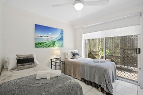Kirra Palms Holiday Apartments