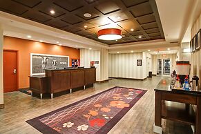 Hampton Inn & Suites by Hilton Red Deer